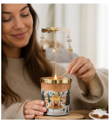 Collines de Provence Bougie Parfumée Carrousel Croquant aux Amandes 360 g